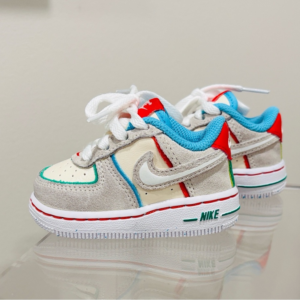 Nike Kids Sneakers - Cream, Gray, Red, Blue
